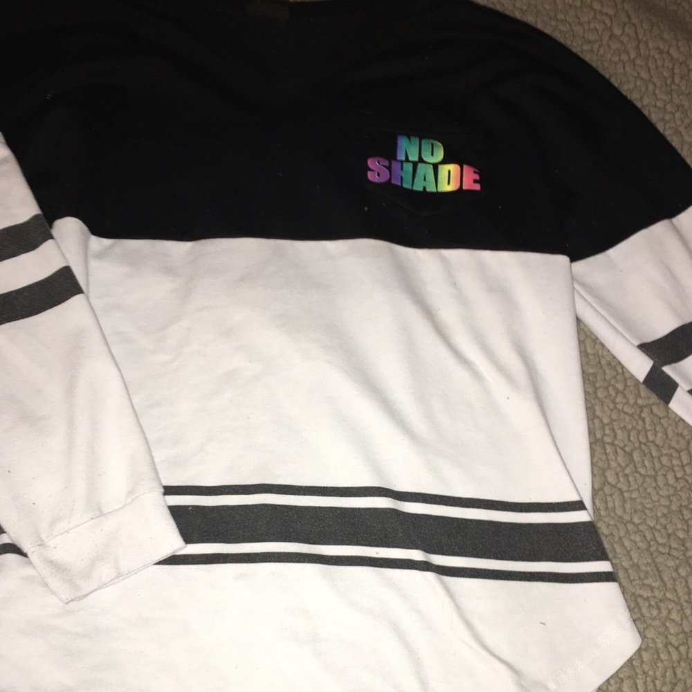 no shade sweater!